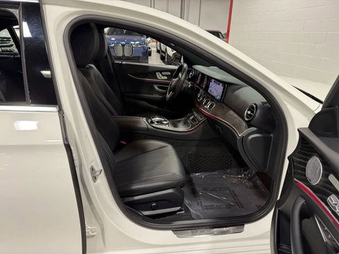 Used 2019 Mercedes-Benz E 300 4MATIC w/ Premium 1 Package image 57