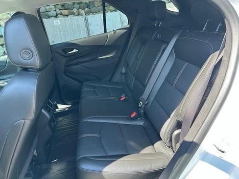 Used 2024 Chevrolet Equinox Premier w/ LPO, Floor Liner Package AWD/4WD image 20
