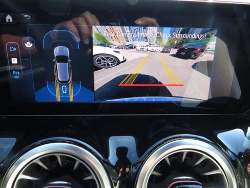 Used 2026 Mercedes-Benz GLA 250 4MATIC image 15