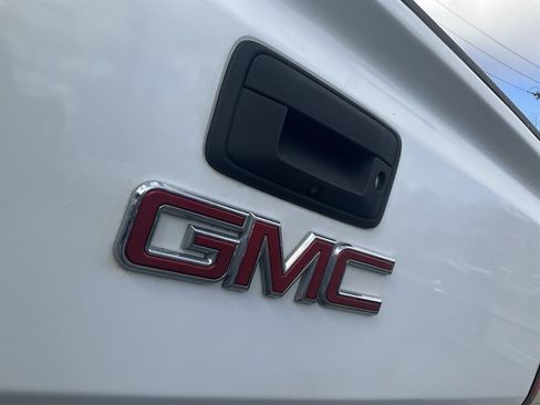 Used 2016 GMC Sierra 1500 SLE w/ SLE Value Package image 10