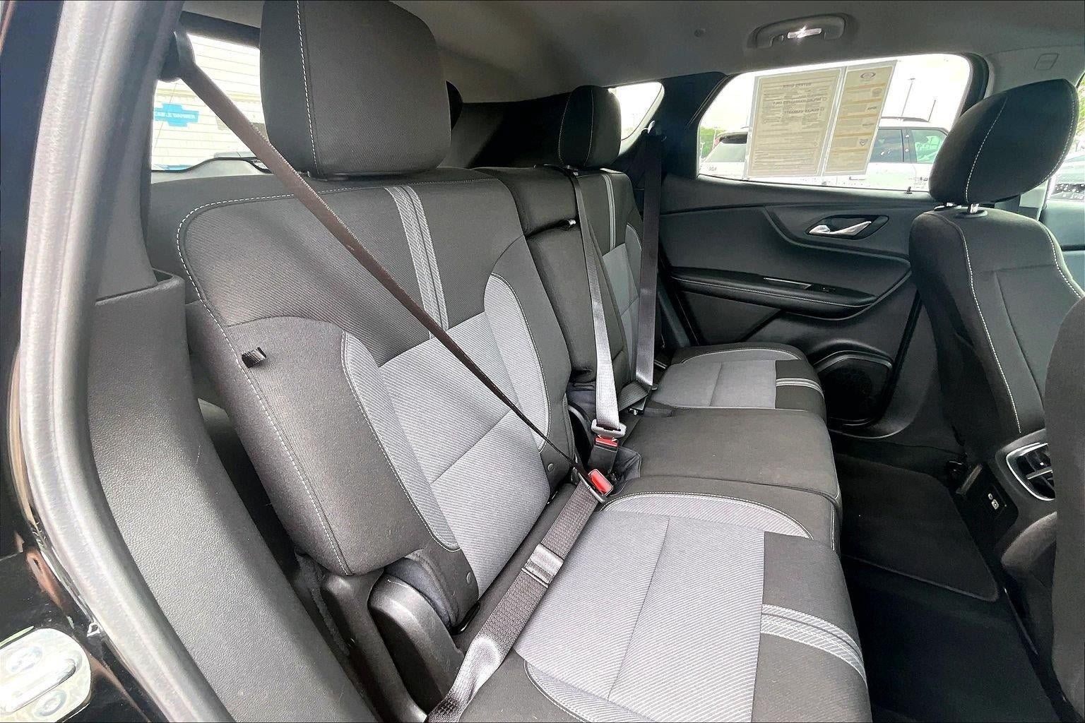 Used 2025 Chevrolet Blazer LT AWD/4WD image 24