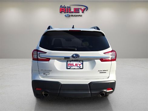 Certified 2024 Subaru Ascent Limited image 4