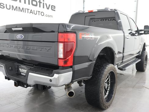 Used 2021 Ford F250 XLT w/ XLT Premium Package AWD/4WD image 4