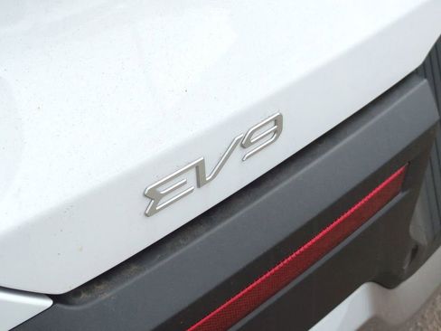 New 2026 Kia EV9 Light image 46