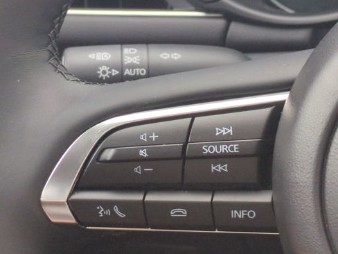 New 2025 MAZDA MAZDA3 s image 23