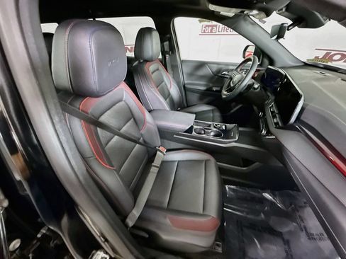Used 2025 Chevrolet Equinox RS w/ Safety and Technology Package AWD/4WD image 32