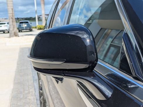Certified 2025 Lincoln Aviator Reserve RWD image 12