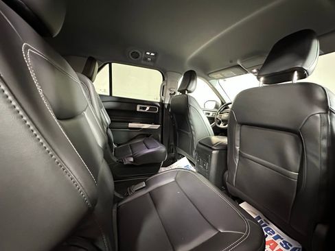Used 2023 Ford Explorer XLT w/ Equipment Group 202A image 26