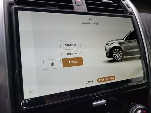 New 2026 Land Rover Discovery Dynamic SE AWD/4WD image 34