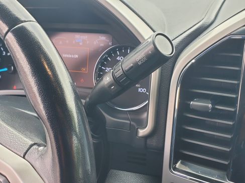 Used 2022 Ford F350 Lariat w/ Chrome Package AWD/4WD image 23