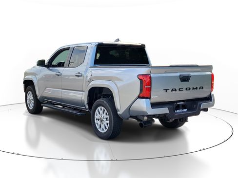 Used 2024 Toyota Tacoma SR5 RWD image 5