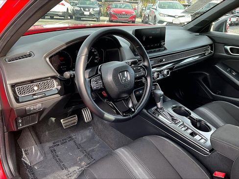 Used 2024 Honda Civic Sport image 13