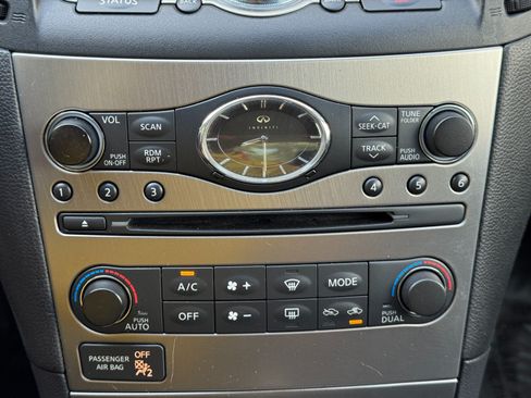 Used 2011 INFINITI G37 Journey w/ Premium Pkg RWD image 26