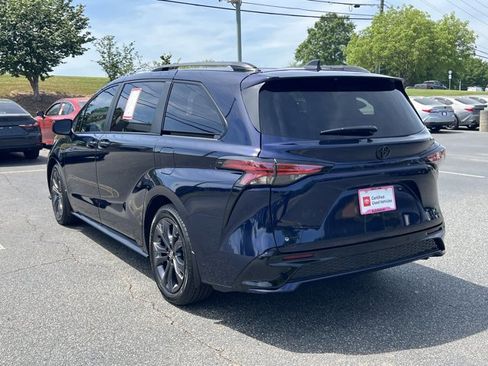 Certified 2026 Toyota Sienna XSE image 7