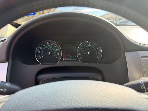 Used 2013 Jaguar XF 3.0 image 25