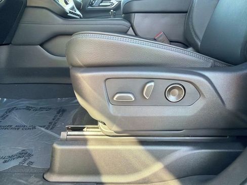 New 2026 GMC Yukon Denali image 19