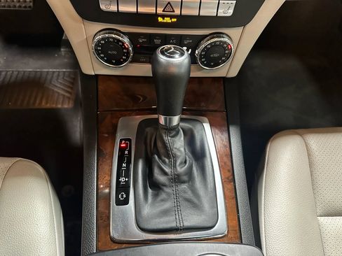 Used 2012 Mercedes-Benz C 300 4MATIC Sedan image 39