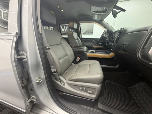 Used 2016 Chevrolet Silverado 1500 LTZ w/ Texas Edition AWD/4WD image 6