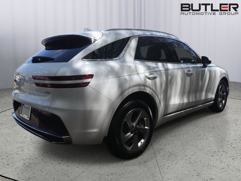 Used 2026 Genesis GV70 2.5T image 7
