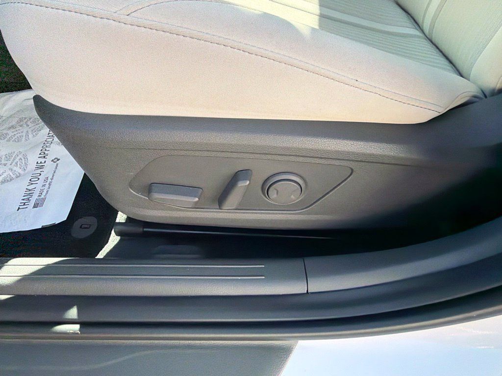 Used 2024 Hyundai Sonata SEL w/ Convenience Package FWD image 32