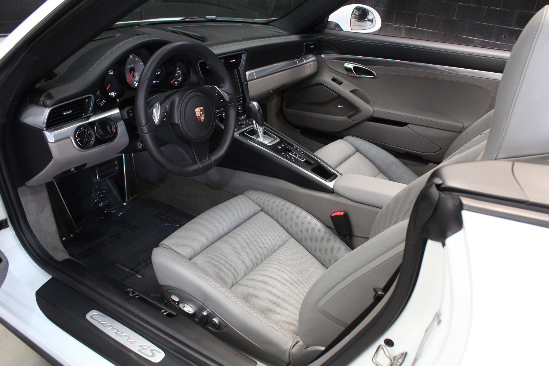 Used 2013 Porsche 911 Carrera 4S AWD/4WD image 33