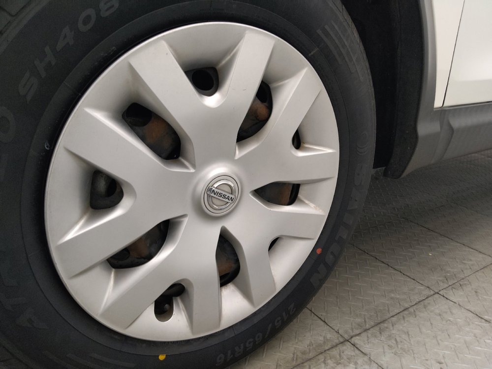 Used 2019 Nissan Rogue Sport S FWD image 31