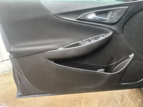 Used 2023 Chevrolet Malibu LT FWD image 11