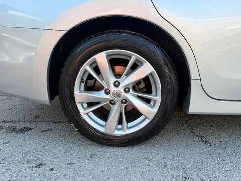 Used 2014 Nissan Altima 2.5 SV FWD image 33