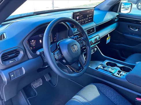 New 2026 Honda Pilot Sport image 8