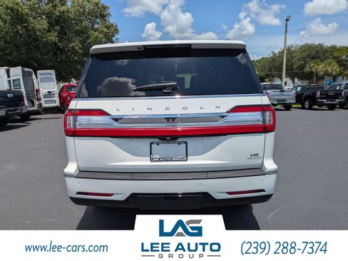 Used 2021 Lincoln Navigator Reserve RWD image 4