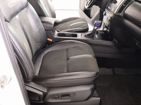 Used 2021 Ford Ranger Lariat w/ Tremor Off-Road Package image 15