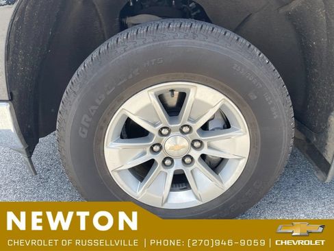 Used 2022 Chevrolet Silverado 1500 LT AWD/4WD image 21