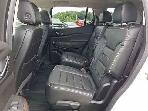 Used 2021 GMC Acadia Denali w/ Denali Ultimate Package AWD/4WD image 18