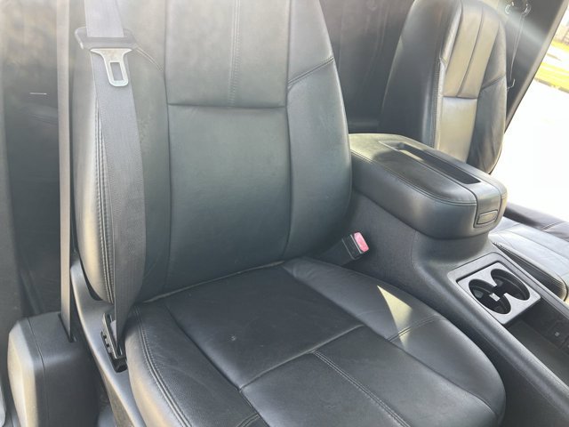 Used 2009 Chevrolet Silverado 2500 LTZ w/ Safety Package AWD/4WD image 28