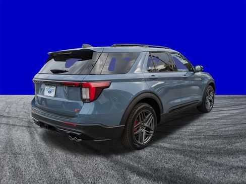 New 2026 Ford Explorer ST image 4