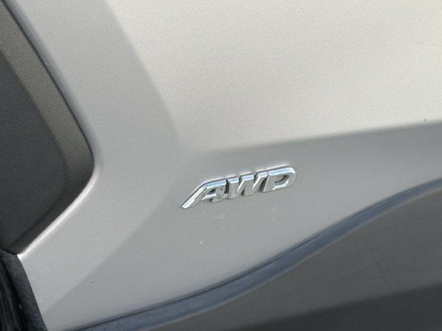 Used 2022 Toyota RAV4 XLE Premium AWD/4WD image 10
