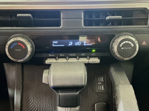 Used 2025 Toyota 4Runner SR5 RWD image 22