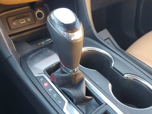 Used 2019 Chevrolet Equinox Premier image 27