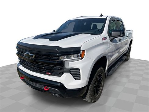 Used 2022 Chevrolet Silverado 1500 LT Trail Boss image 1