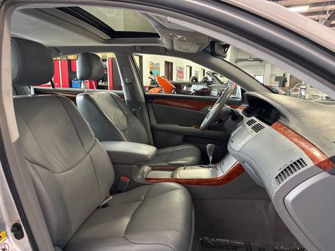 Used 2006 Toyota Avalon XLS image 92