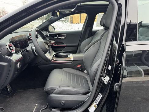 Used 2025 Mercedes-Benz C 300 4MATIC Sedan image 12