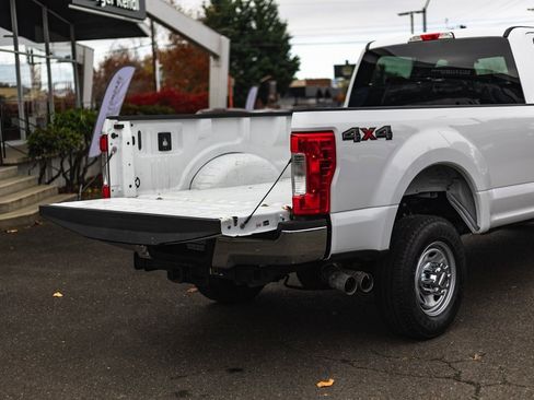 Used 2017 Ford F350 XL w/ Power Equipment Group image 9