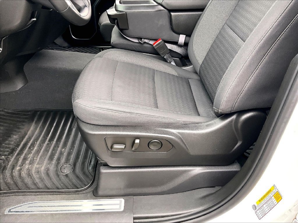 Used 2023 Chevrolet Silverado 1500 RST AWD/4WD image 33