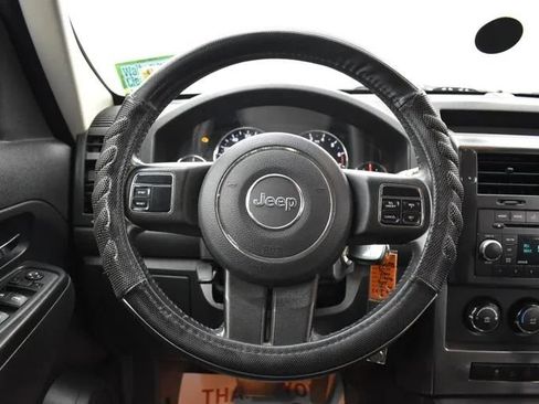Used 2011 Jeep Liberty Sport w/ Popular Equipment Group AWD/4WD image 20