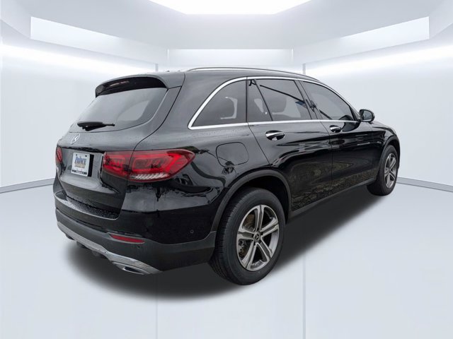 Used 2021 Mercedes-Benz GLC 300 image 4
