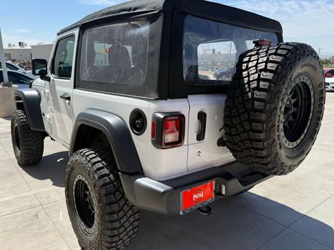 Used 2024 Jeep Wrangler Sport AWD/4WD image 6