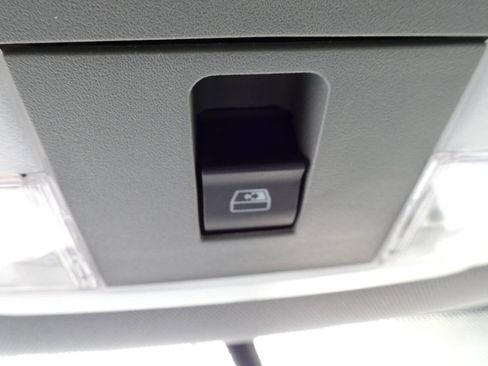 Used 2014 Ford F150 XLT w/ Equipment Group 302A Luxury AWD/4WD image 32