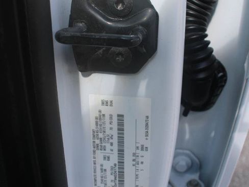 Used 2022 Ford F350 XL w/ Power Equipment Group AWD/4WD image 16
