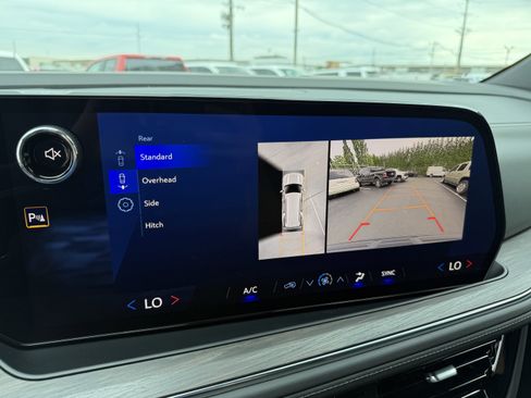 New 2025 Chevrolet Tahoe 4WD image 20