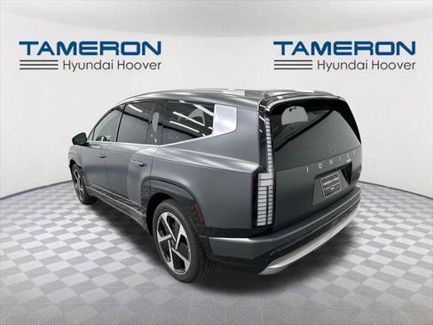 New 2026 Hyundai Ioniq 9 Limited image 3